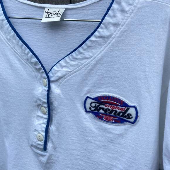 Vintage Trends Crop Top Shirt - Picture 2 of 3